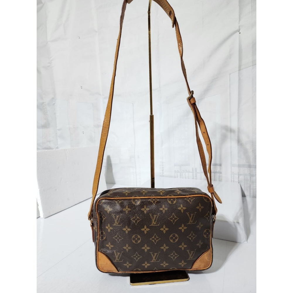 Louis Vuitton Monogram Trocadero Shoulder Bag Brown - Picture 3 of 16